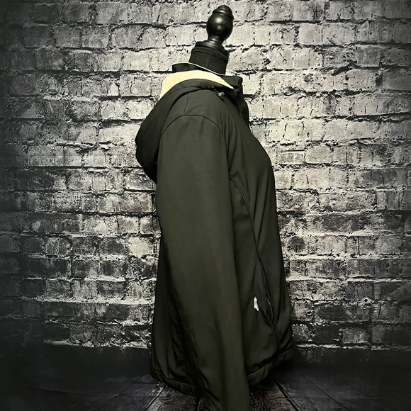 Weatherproof Jacket - Picture 4 of 8